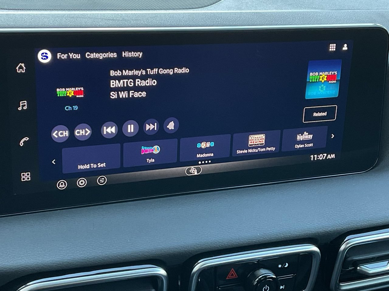 New 2026 Nissan Sentra SV w/ Floor Mat Package FWD image 28