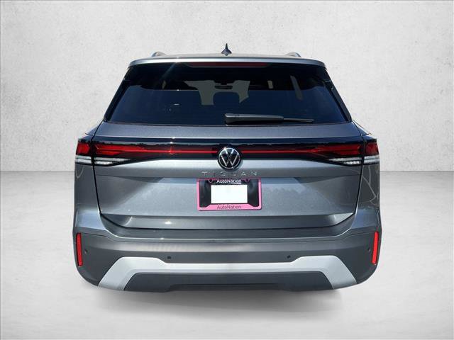 Certified 2025 Volkswagen Tiguan S image 6