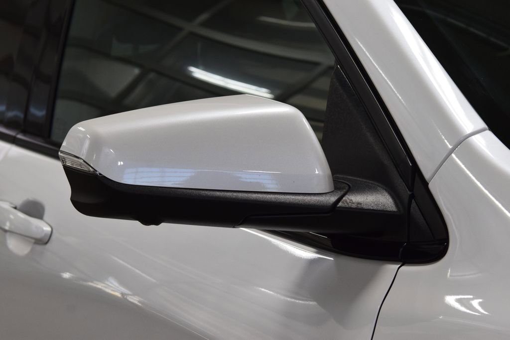 Used 2024 Chevrolet Equinox RS w/ RS Leather Package image 18