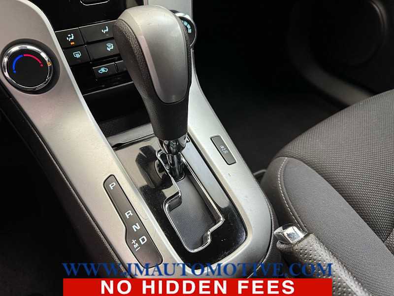 Used 2016 Chevrolet Cruze LT image 30