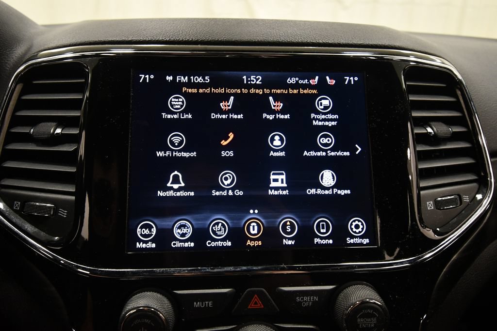 Used 2021 Jeep Grand Cherokee Altitude AWD/4WD image 23