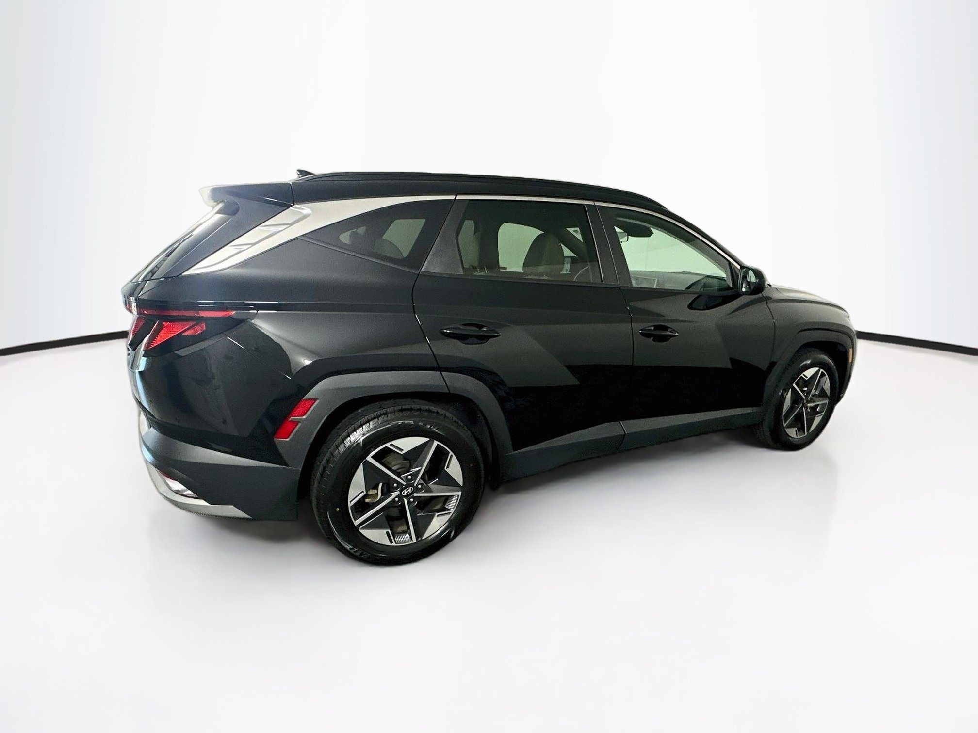 Used 2025 Hyundai Tucson SEL FWD image 10