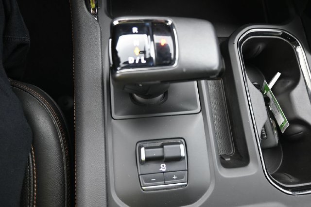 Used 2022 GMC Sierra 1500 AT4 w/ AT4 Preferred Package AWD/4WD image 31