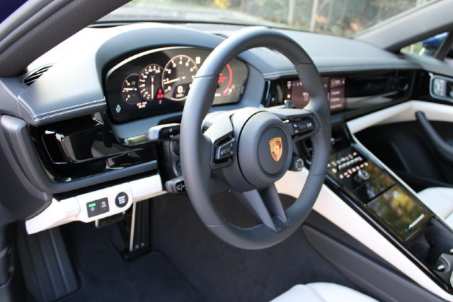 New 2027 Porsche Panamera image 4