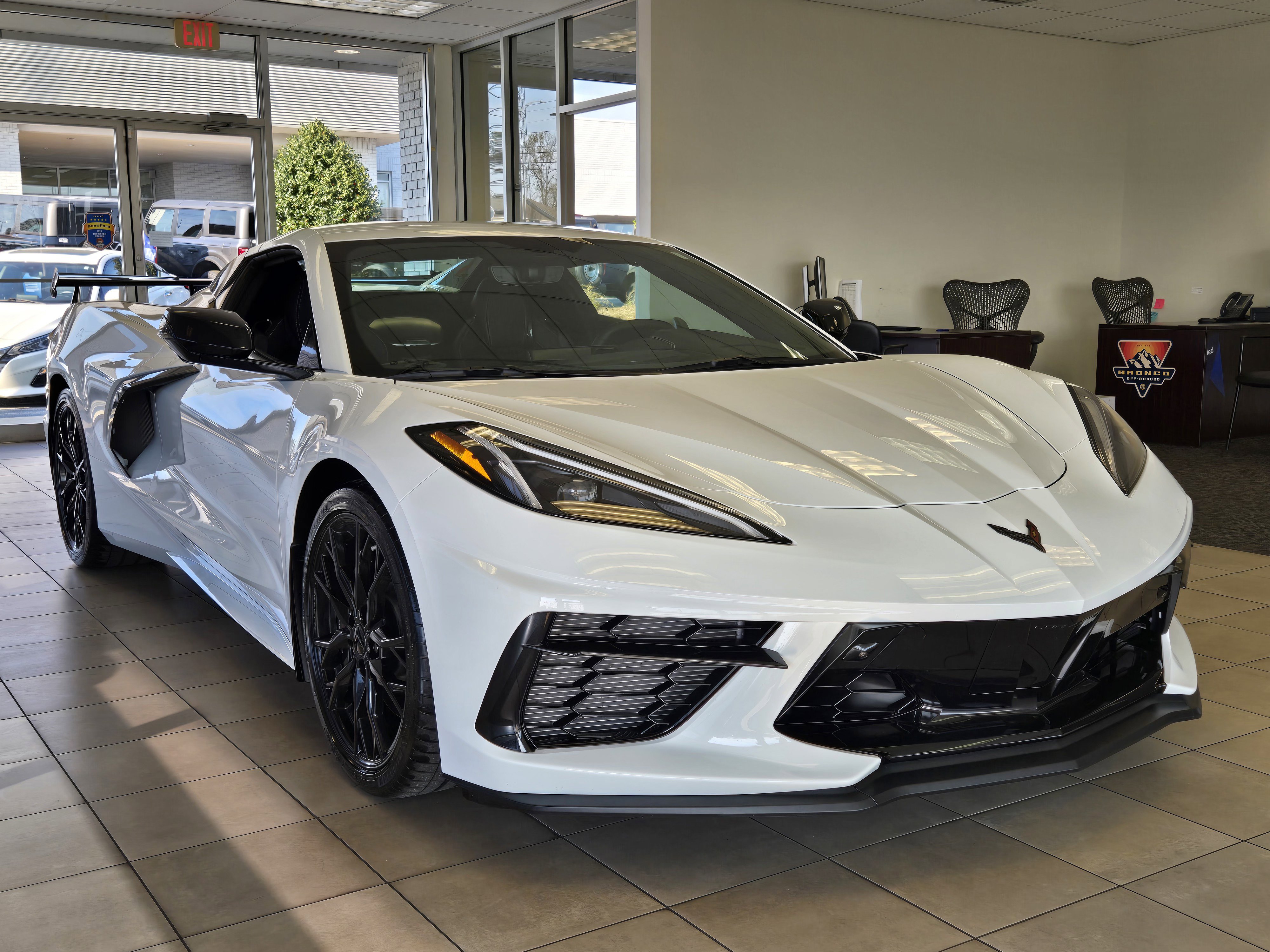 Used 2023 Chevrolet Corvette Stingray Preferred Conv w/ Z51 Performance Package image 6