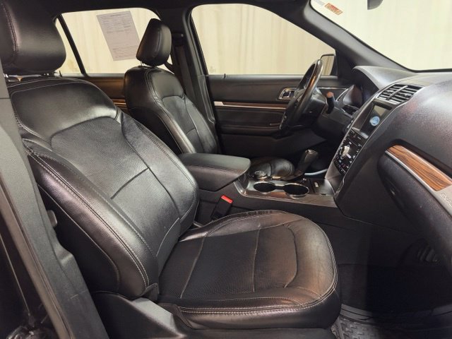 Used 2019 Ford Explorer Limited w/ Class III Trailer Tow Package AWD/4WD image 49