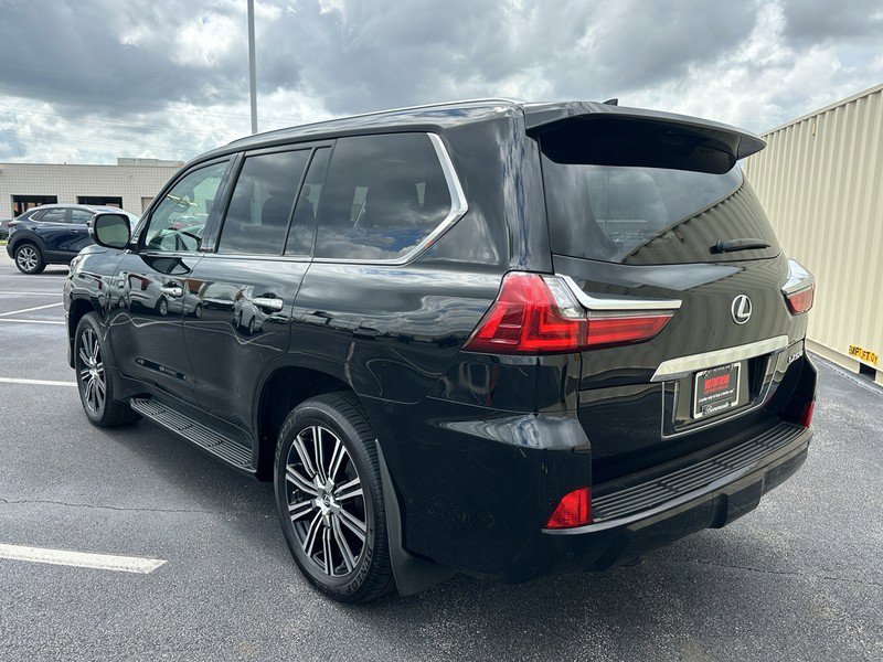 Used 2019 Lexus LX 570 4WD w/ Luxury Package image 8