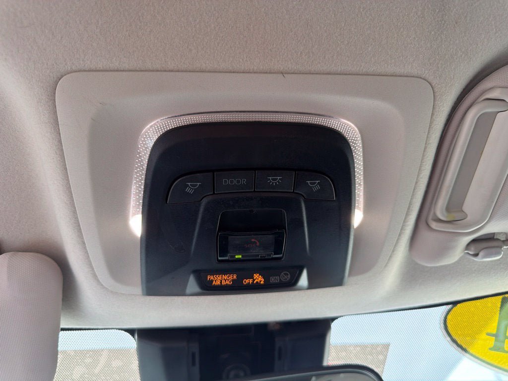 Used 2024 Toyota Corolla LE FWD image 18