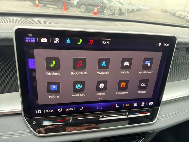 Used 2025 Volkswagen Tiguan SE R-Line AWD/4WD image 20