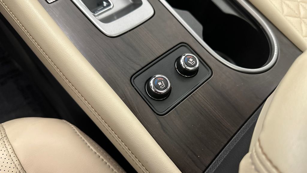 Certified 2023 Nissan Murano Platinum w/ Cargo Package image 30