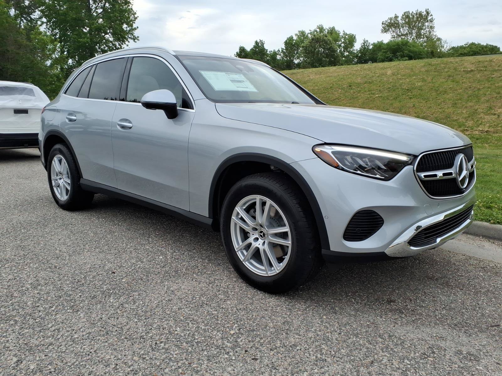 New 2026 Mercedes-Benz GLC 300 4MATIC image 4