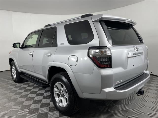 Used 2022 Toyota 4Runner SR5 Premium image 6