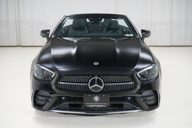 Used 2023 Mercedes-Benz E 450 4MATIC Cabriolet image 10