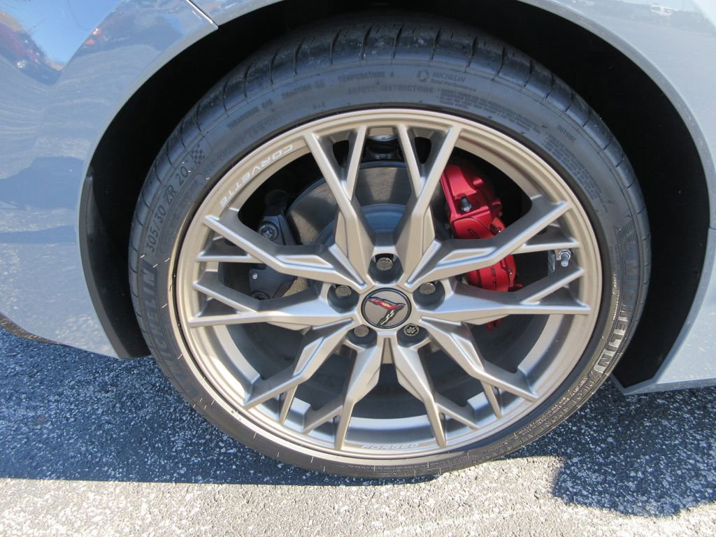 Used 2024 Chevrolet Corvette Stingray image 10