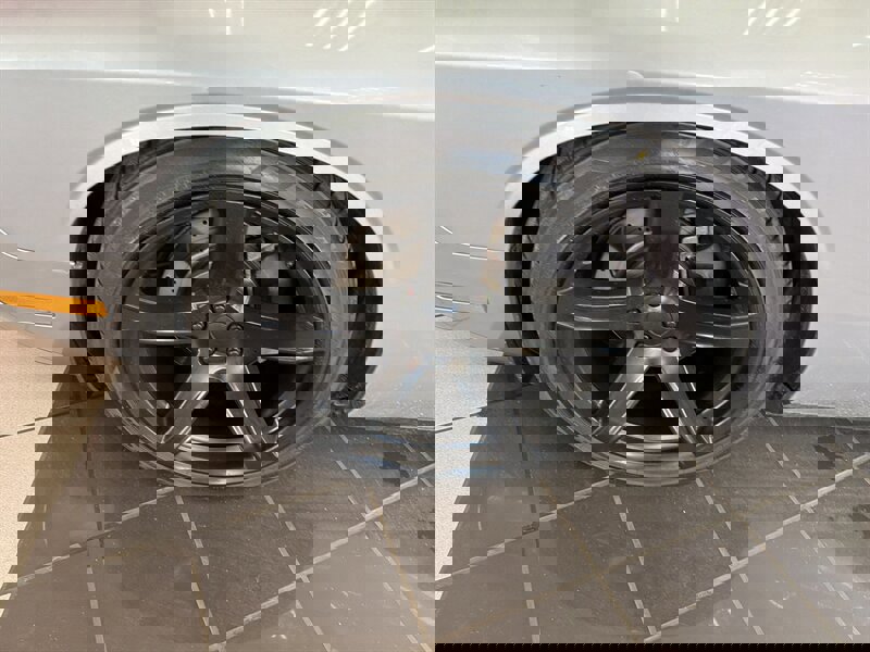 Used 2014 Dodge Challenger R/T image 26