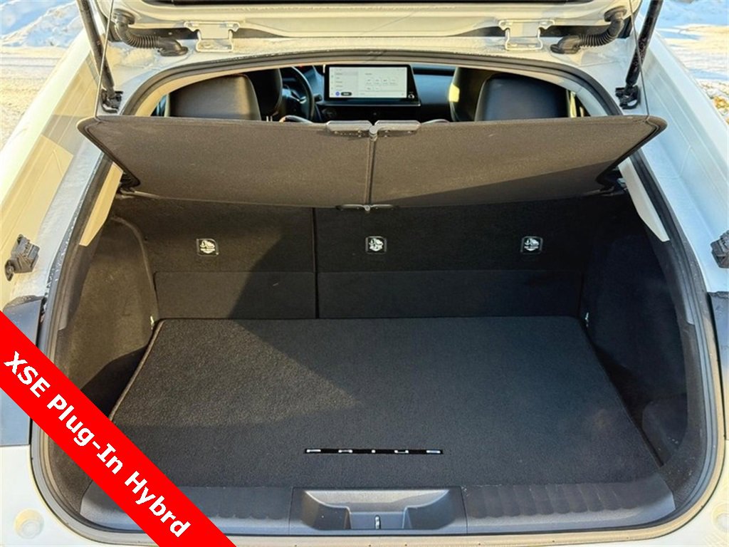 Used 2024 Toyota Prius Prime image 9
