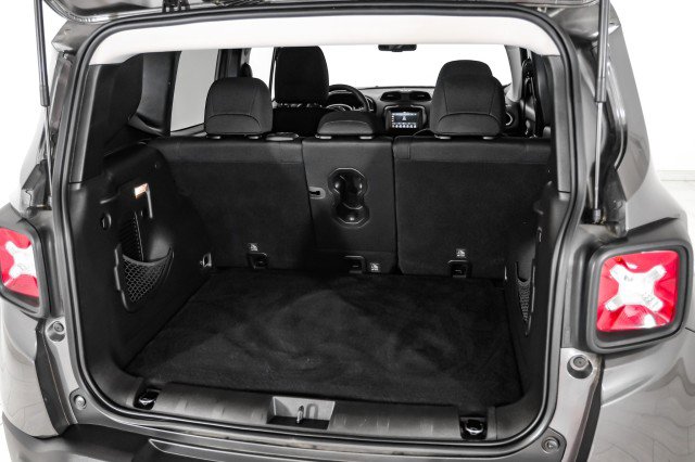 Used 2019 Jeep Renegade Latitude w/ Popular Equipment Group image 47