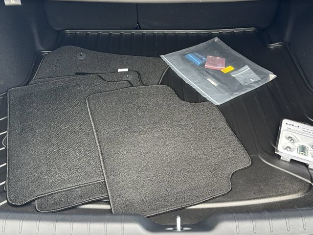 New 2026 Kia K4 GT-Line w/ GT-Line Sunroof Package FWD image 13