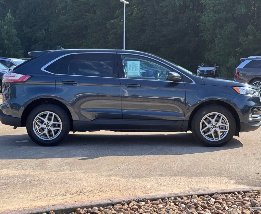 Used 2024 Ford Edge SEL w/ Convenience Package AWD/4WD image 10