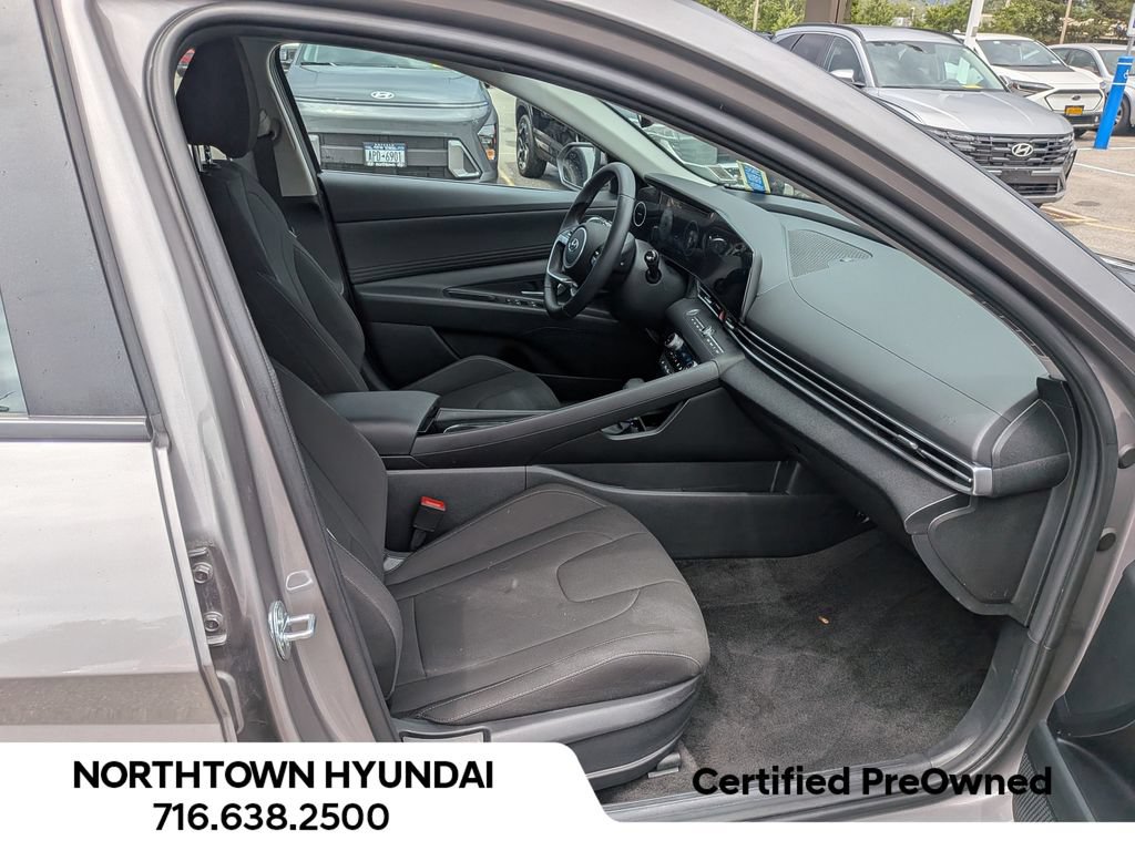 Certified 2023 Hyundai Elantra SEL w/ Convenience Package FWD image 34
