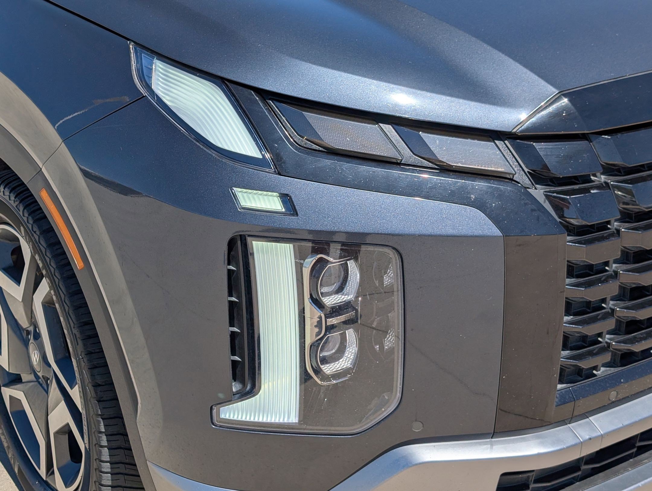 Used 2024 Hyundai Palisade Limited AWD/4WD image 11
