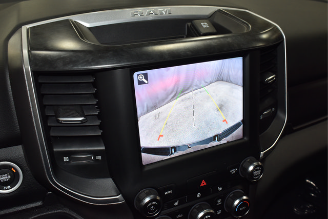 Used 2021 RAM 1500 Big Horn AWD/4WD image 16