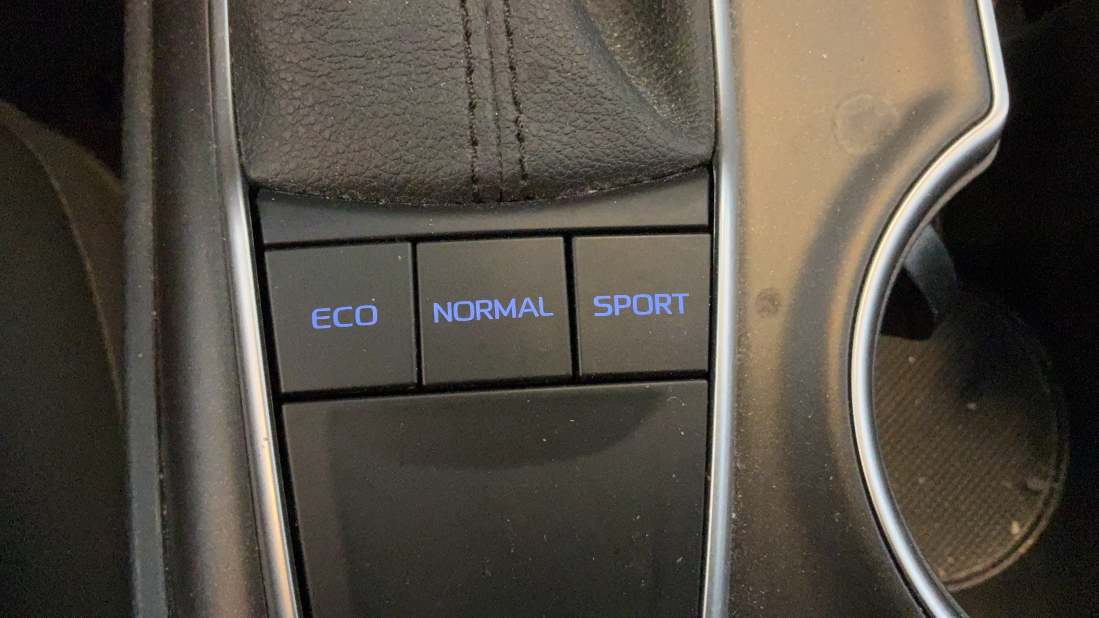 Certified 2023 Toyota Camry LE FWD image 13