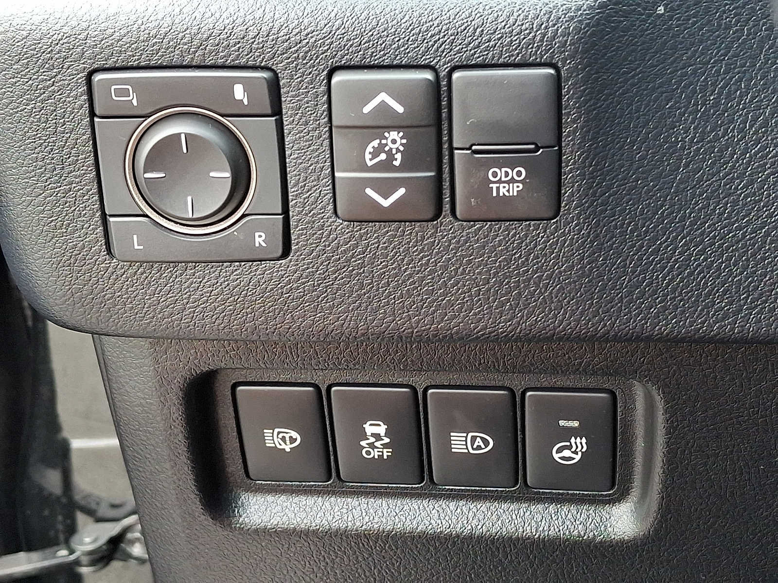 Used 2023 Lexus GX 460 Premium w/ Premium Package AWD/4WD image 25