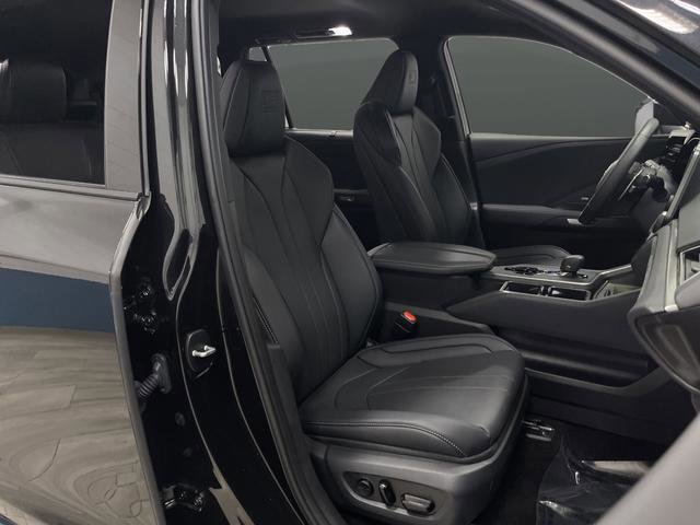 Used 2025 Lexus TX 500h AWD image 31