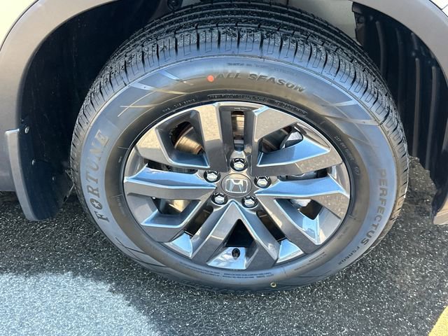 Used 2023 Honda Ridgeline Sport image 7