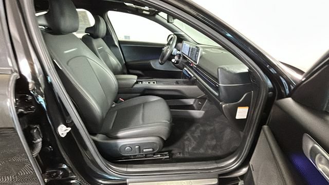 Used 2024 Hyundai Ioniq 6 Limited AWD/4WD image 30