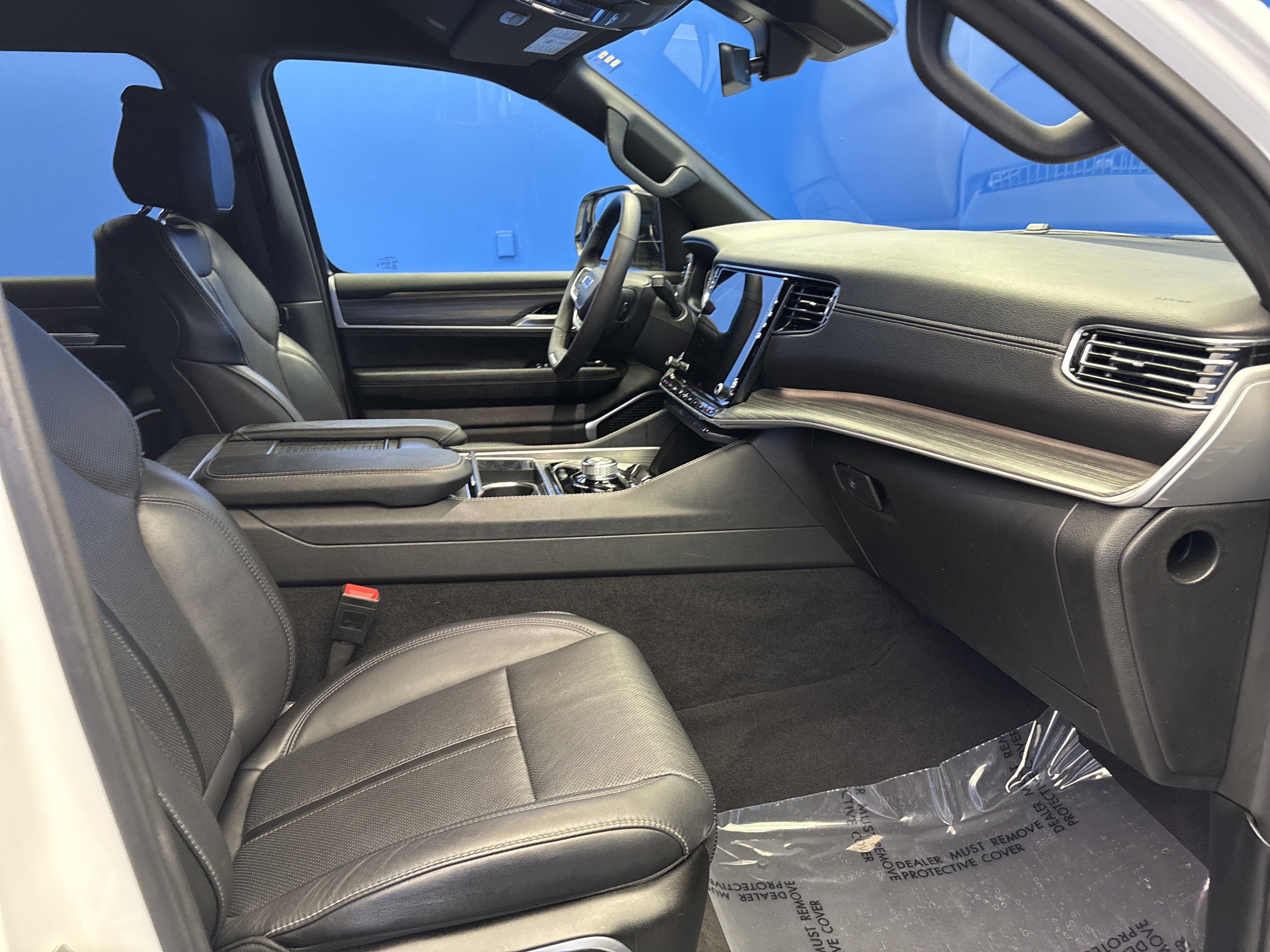 Used 2024 Jeep Wagoneer L Series II w/ Flexible Seating Group image 24