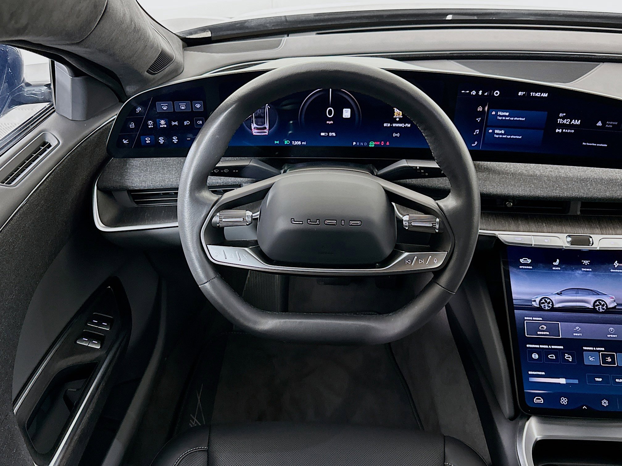 Used 2024 Lucid Air Pure RWD image 18