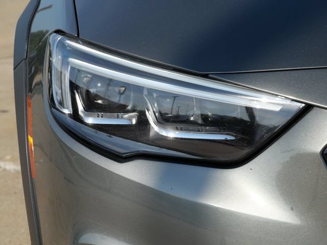 Used 2018 Buick Regal Essence w/ Driver Confidence Package #1 AWD/4WD image 9