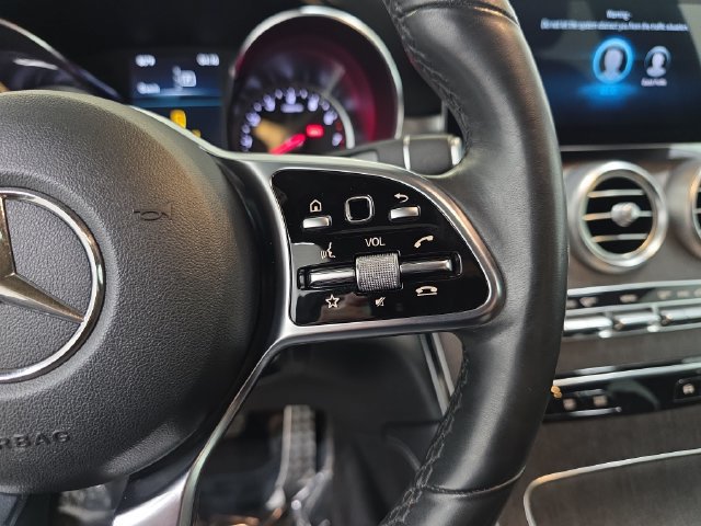 Used 2020 Mercedes-Benz GLC 300 4MATIC image 18