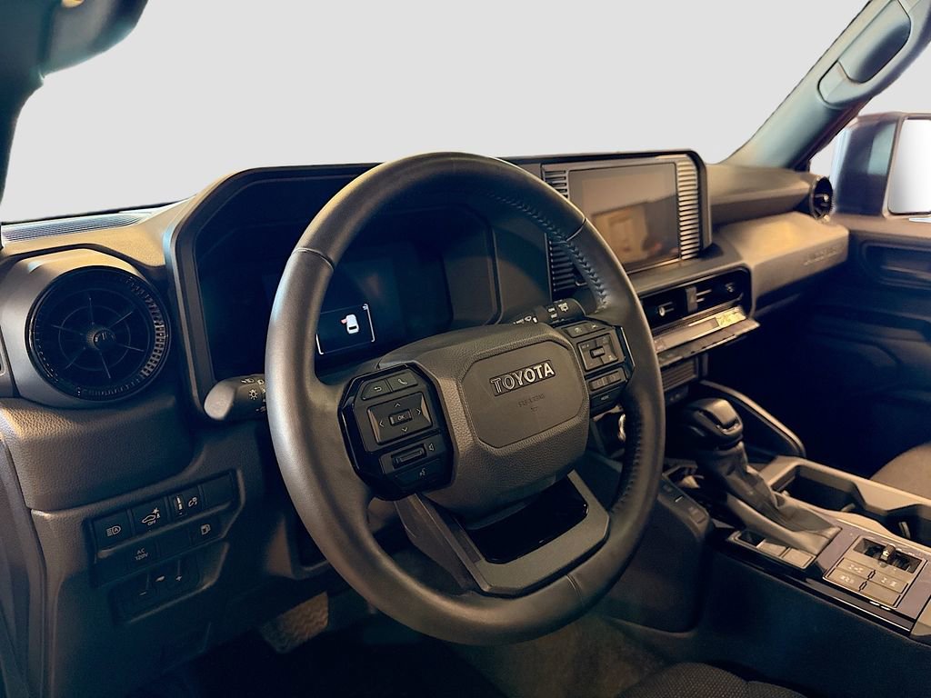 Used 2025 Toyota Land Cruiser 1958 image 9