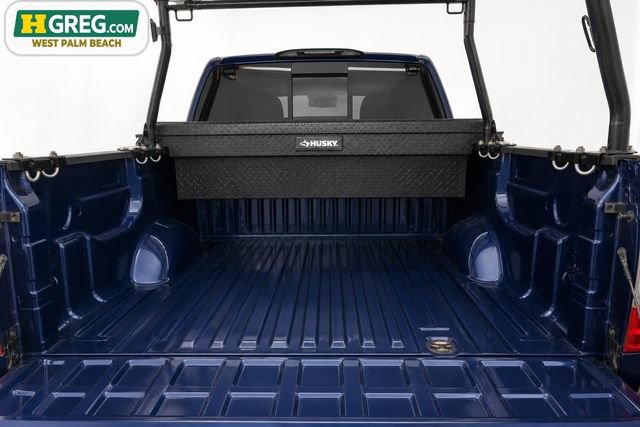 Used 2022 Nissan Titan SV RWD image 15