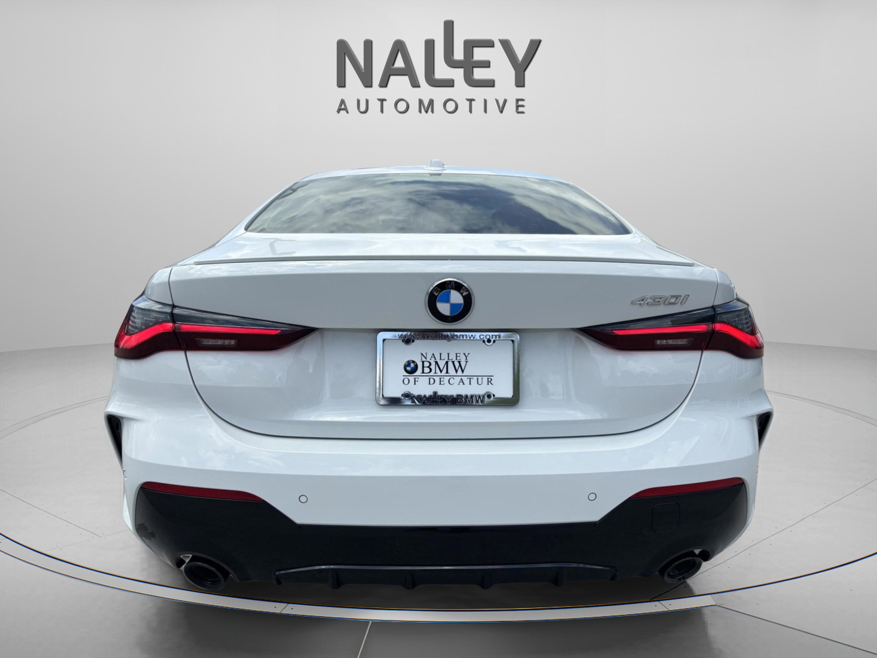 Used 2026 BMW 430i Coupe w/ M Sport Package image 4