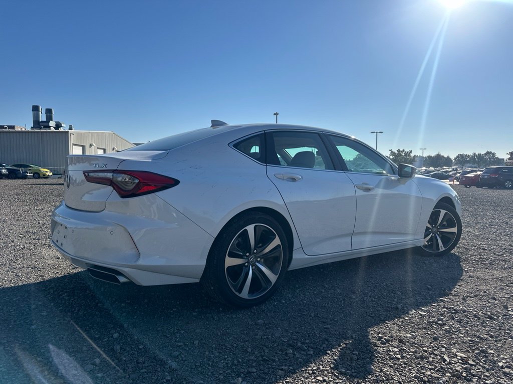 Used 2025 Acura TLX w/ Technology Package FWD image 11