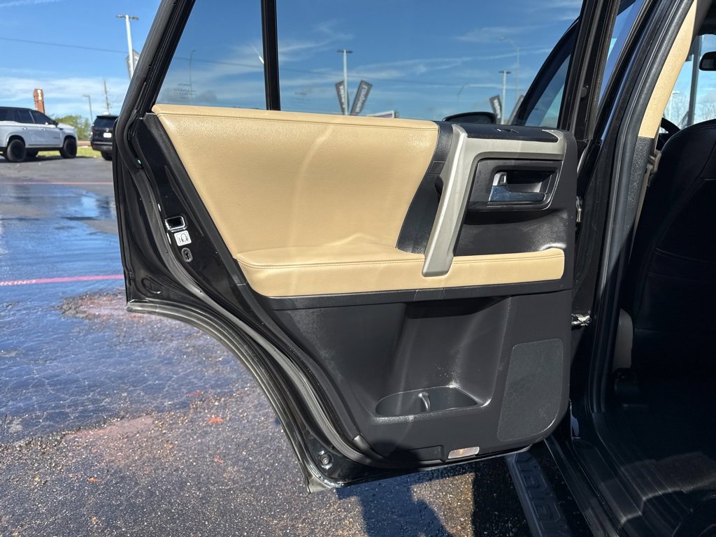 Used 2022 Toyota 4Runner SR5 image 36