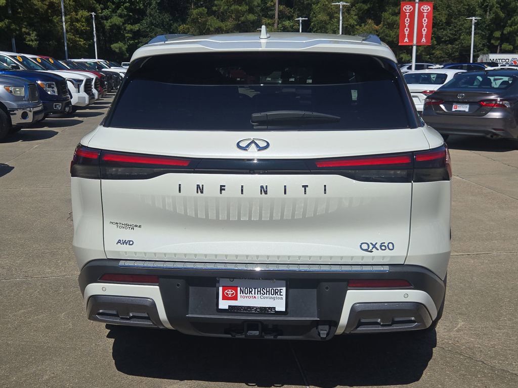 Used 2023 INFINITI QX60 Sensory w/ Vision Package image 4
