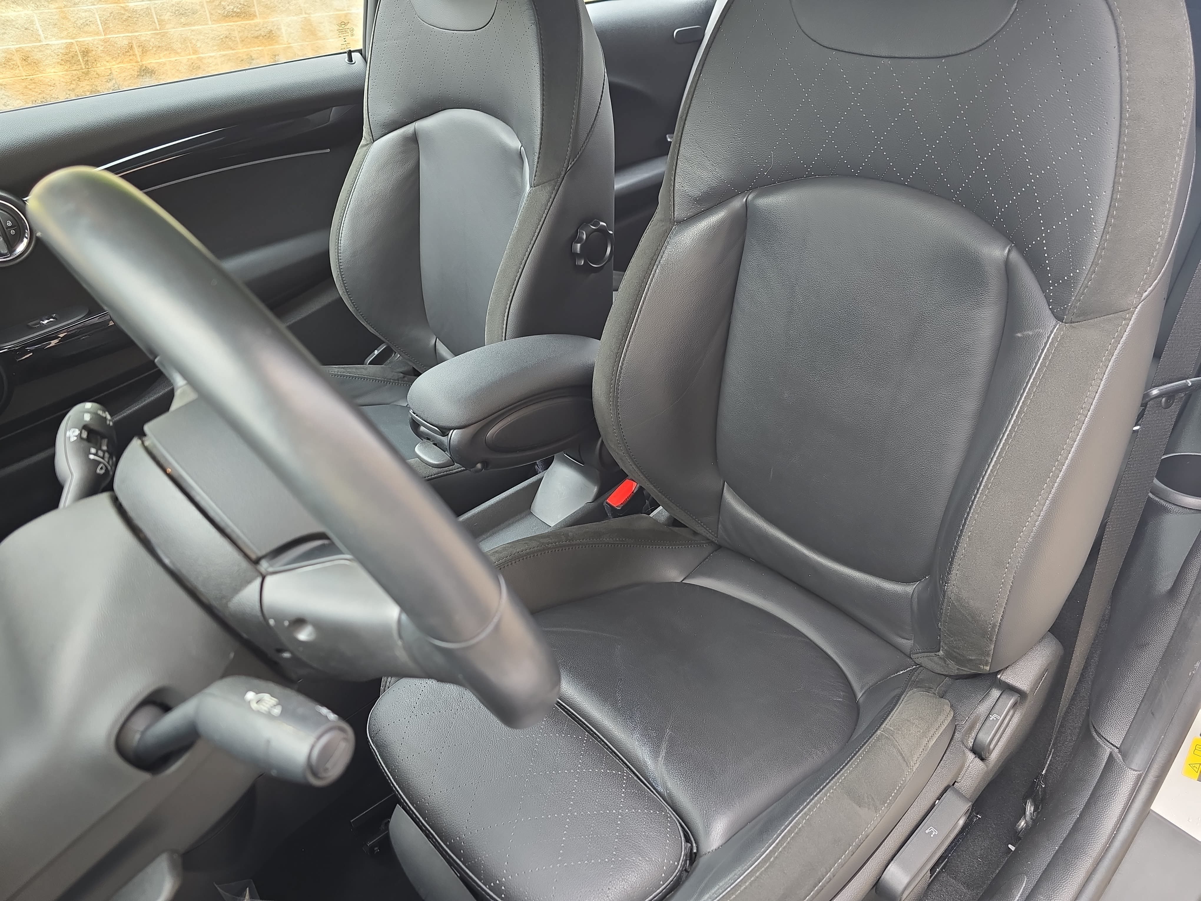 Used 2023 MINI Cooper SE FWD image 14