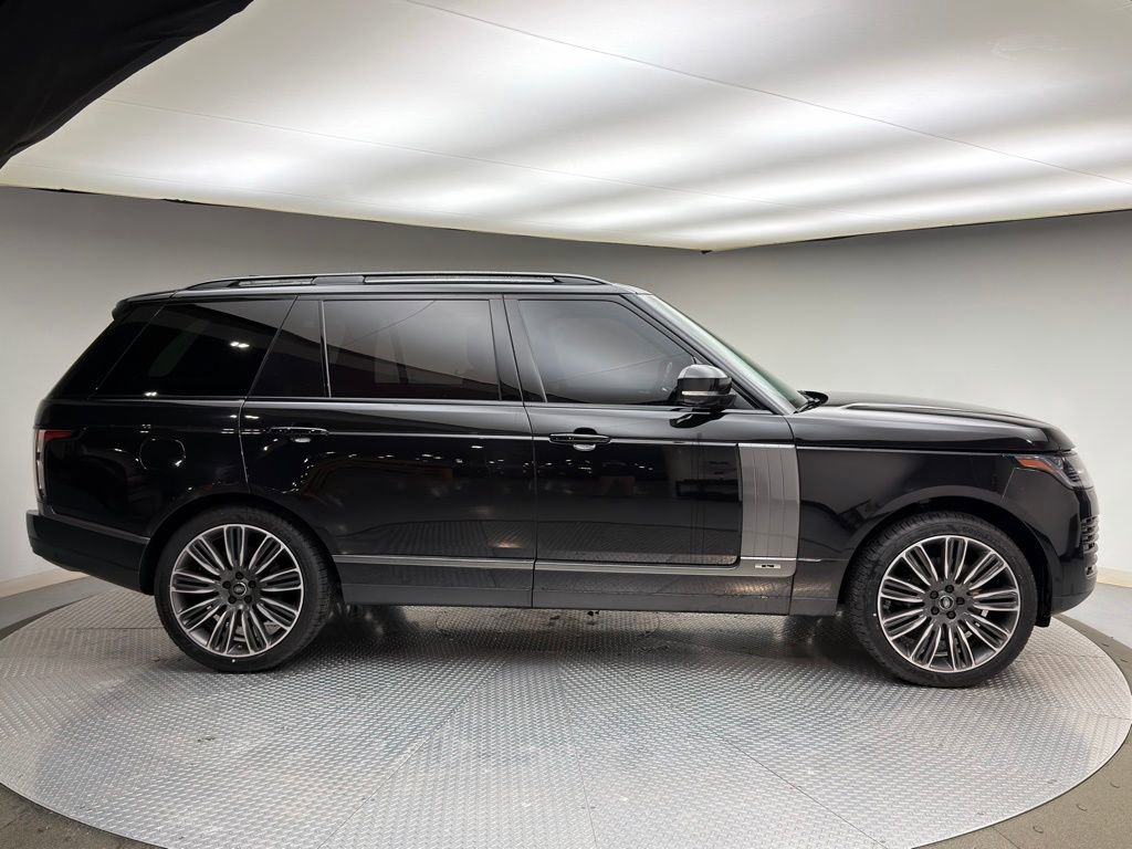 Used 2019 Land Rover Range Rover Long Wheelbase Supercharged image 4