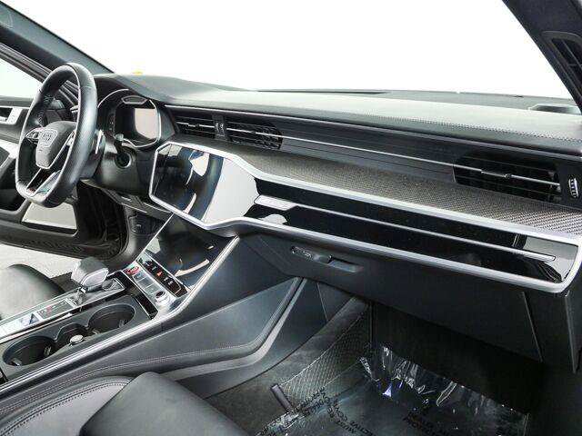 Used 2022 Audi RS 6 AWD/4WD image 26