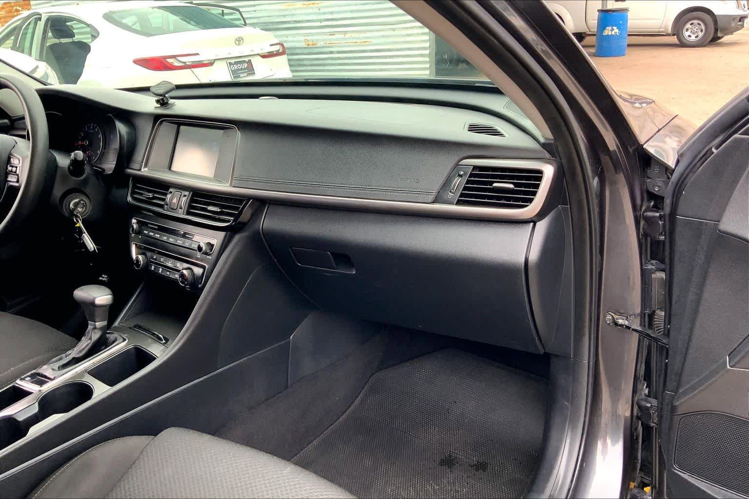 Used 2018 Kia Optima LX FWD image 17