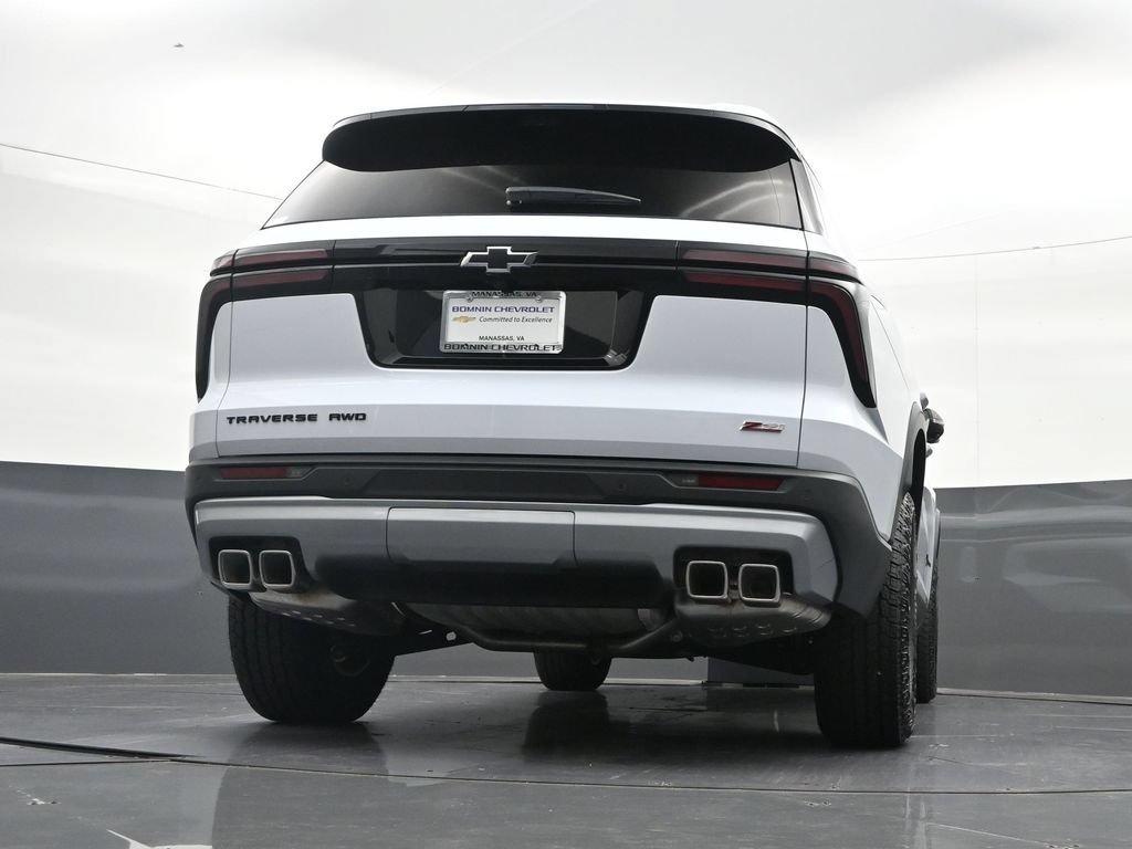 Certified 2026 Chevrolet Traverse Z71 w/ Driver Confidence Package AWD/4WD image 34