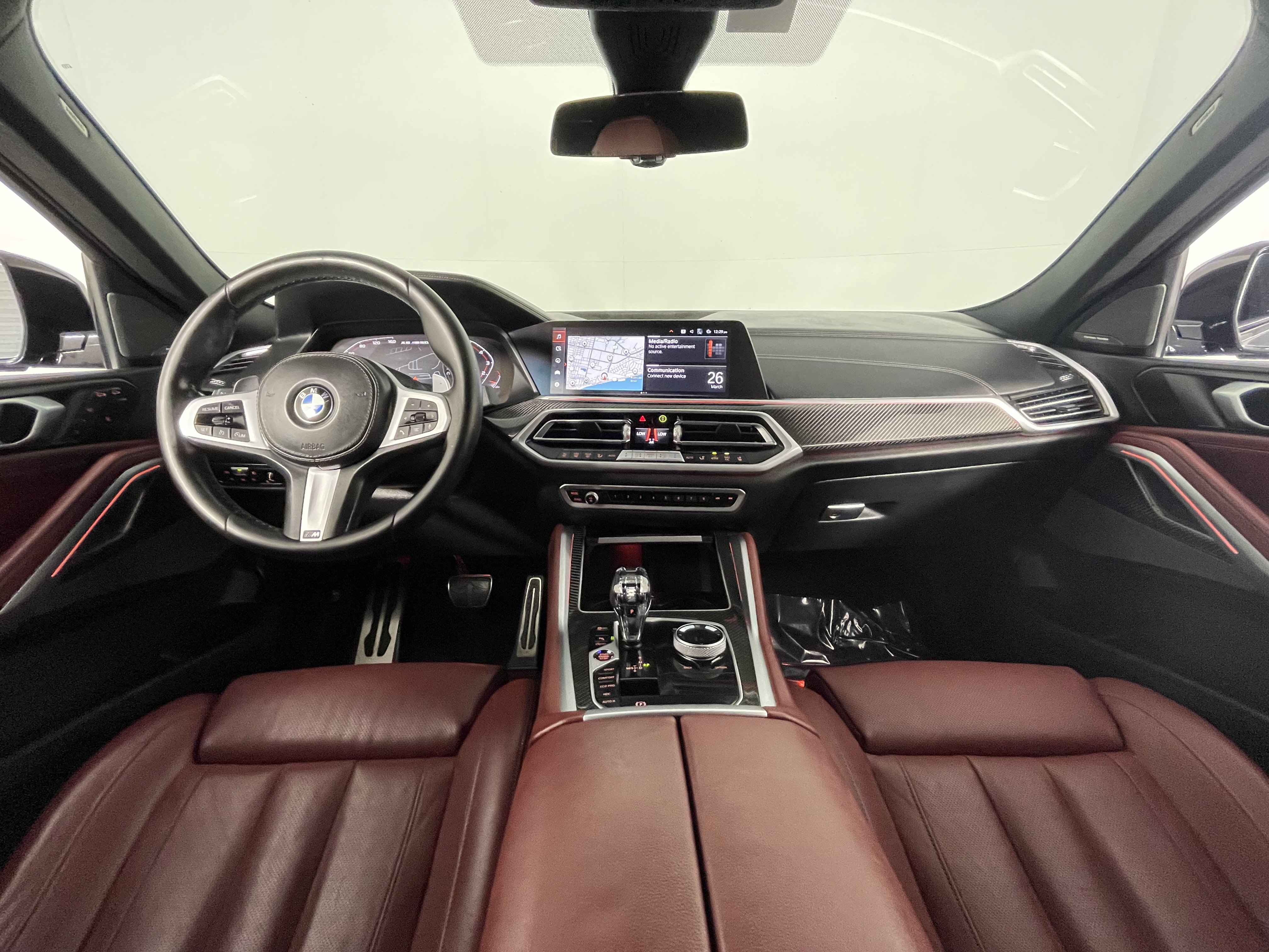 Used 2022 BMW X6 M50i w/ Executive Package image 11