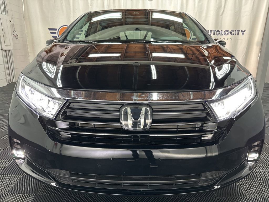 Used 2024 Honda Odyssey Touring image 4