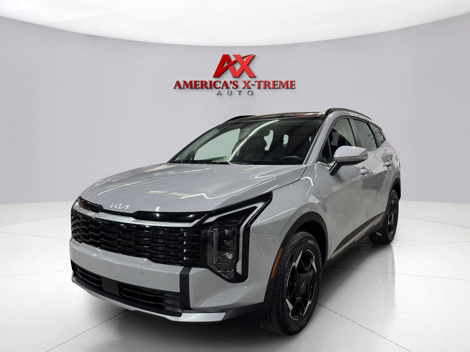 Used 2026 Kia Sportage EX w/ EX Panorama Roof Package AWD/4WD image 2