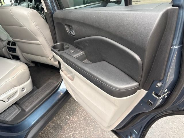 Used 2017 Honda Pilot EX-L image 12